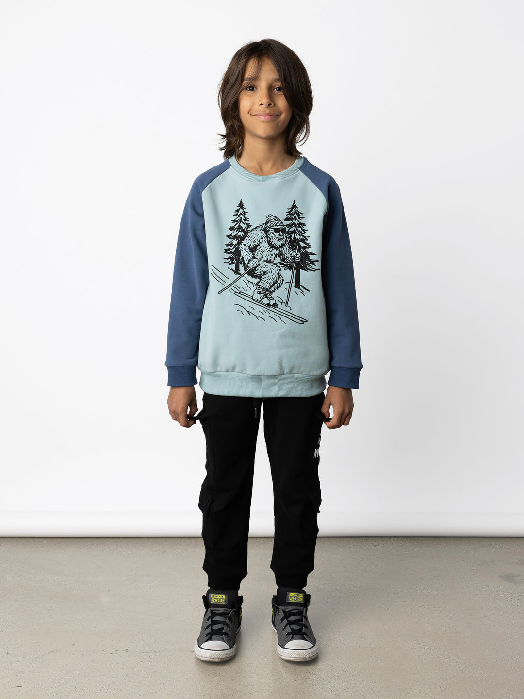 Minti kids clothing. Super cool and comfy crew with hidden side pockets. Perfect for keeping hands warm! 330 Gram // Brushed Inside // 95% Cotton // 5% Elastane.