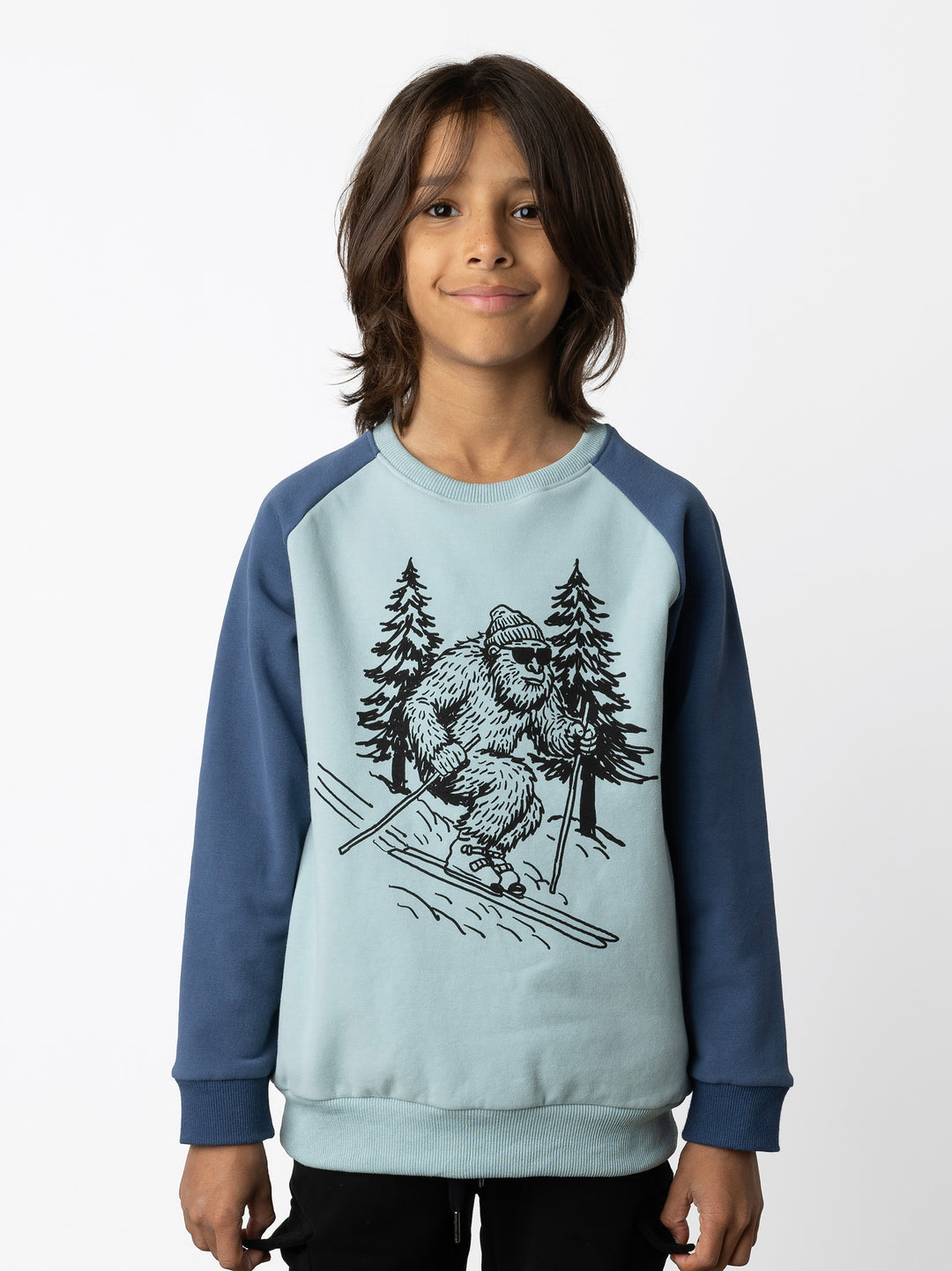 Minti kids clothing. Super cool and comfy crew with hidden side pockets. Perfect for keeping hands warm! 330 Gram // Brushed Inside // 95% Cotton // 5% Elastane.