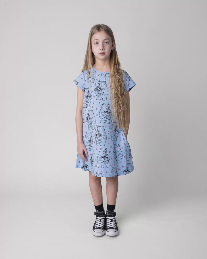 Kid wearing the Bear Hug Dress in blue marle, full circle video